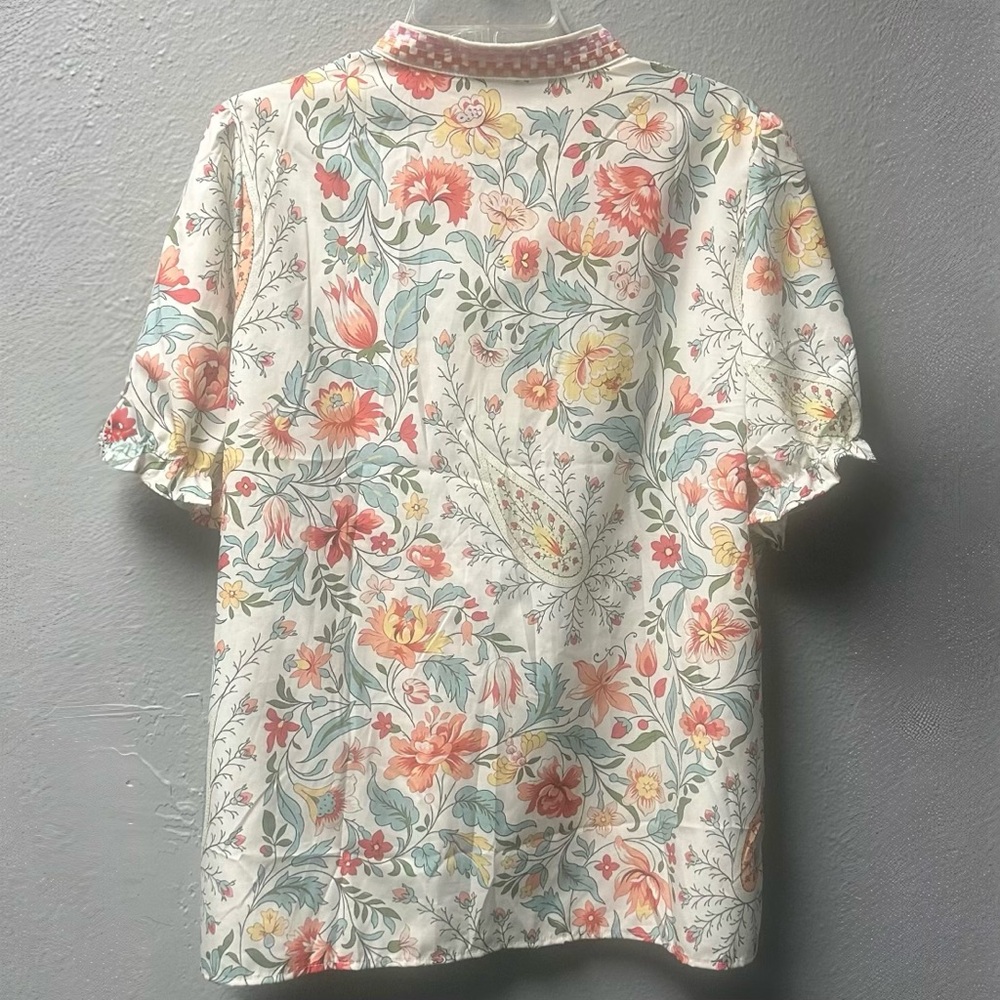 Floral Blouse - Picture 5 of 10
